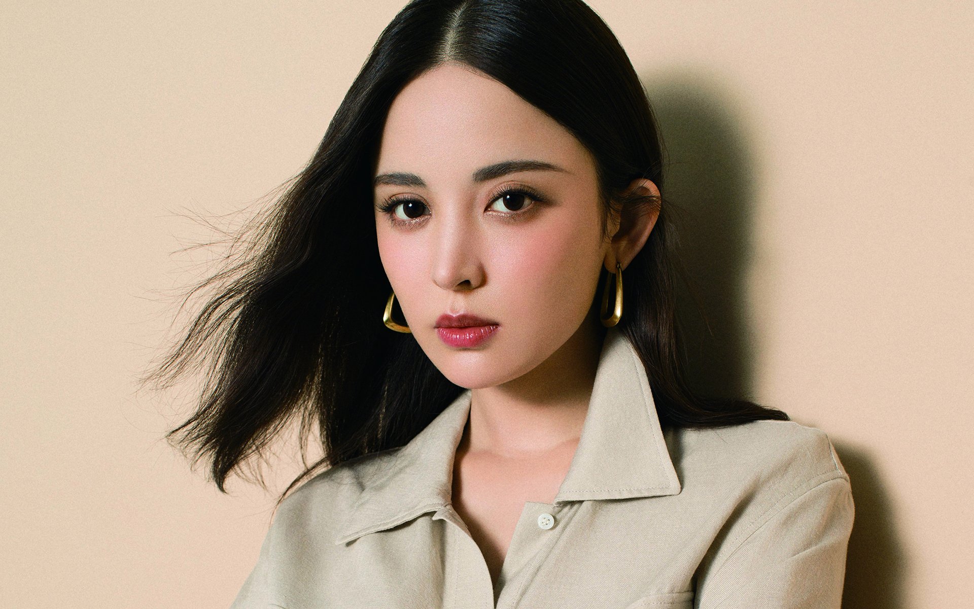 本身就充满了戏剧张力。既要体现碾压的绝对优势，又要让加维带队取胜成为核心，并且做到唯一，关键在于视角的独特性